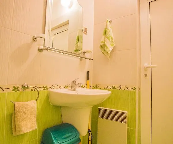 Cozy Colorful At The Foot Of The Mountain By Flat Mаnager