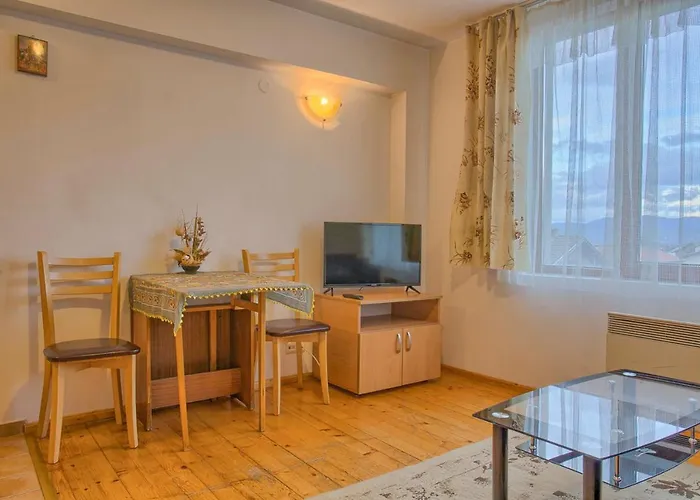 Cozy Colorful At The Foot Of The Mountain By Flat Mаnager *